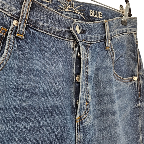 NWT Daily Blue By AG MANTRA Barrel Leg Jeans Size 30 - Picture 3 of 8